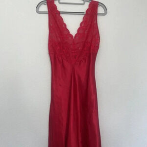 Victoria’s Secret Gold Label Size Small Red Satin Long Slip Dress Sleepwear